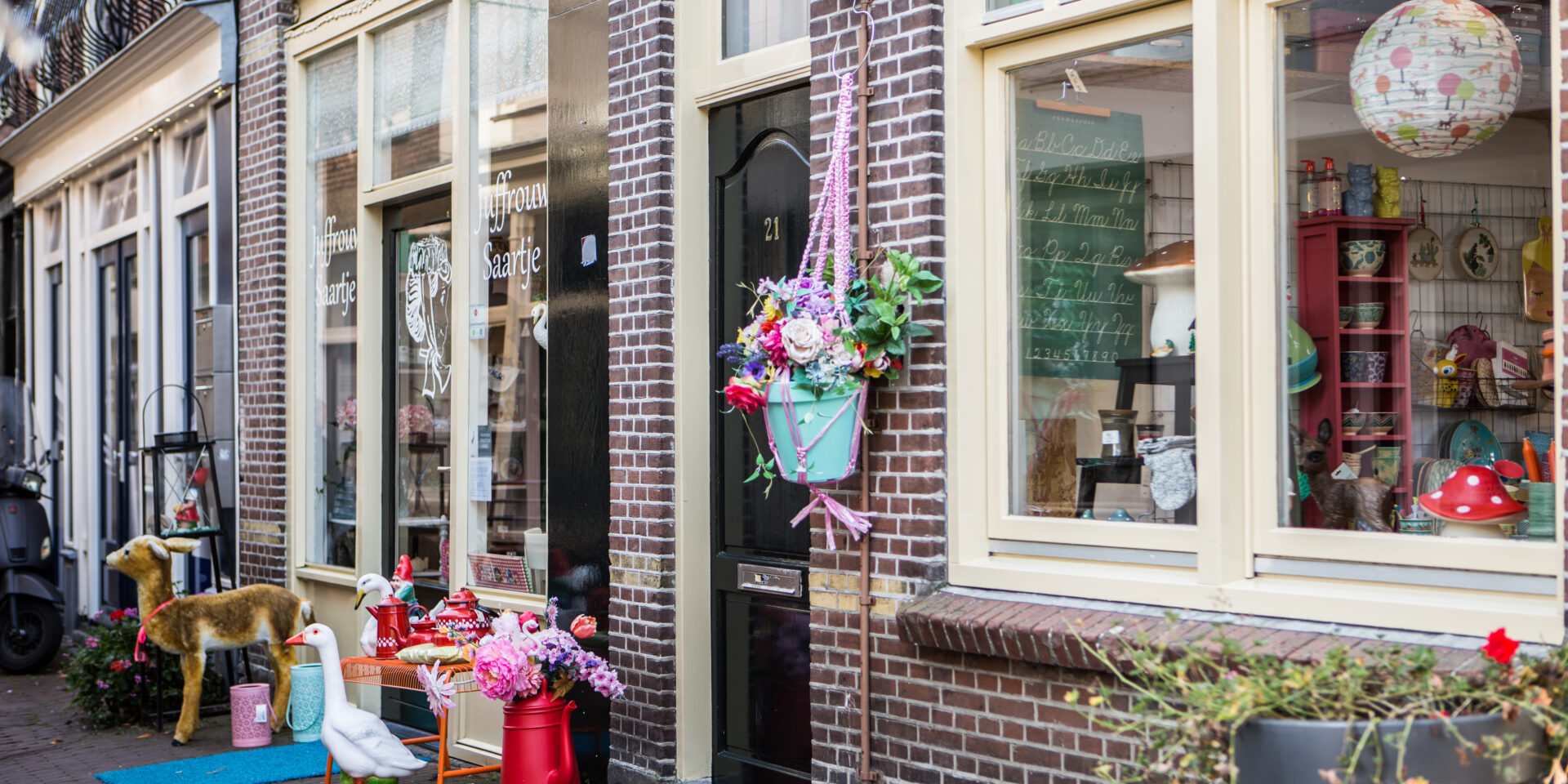 YP 18 VVV Señorita Saartje 02