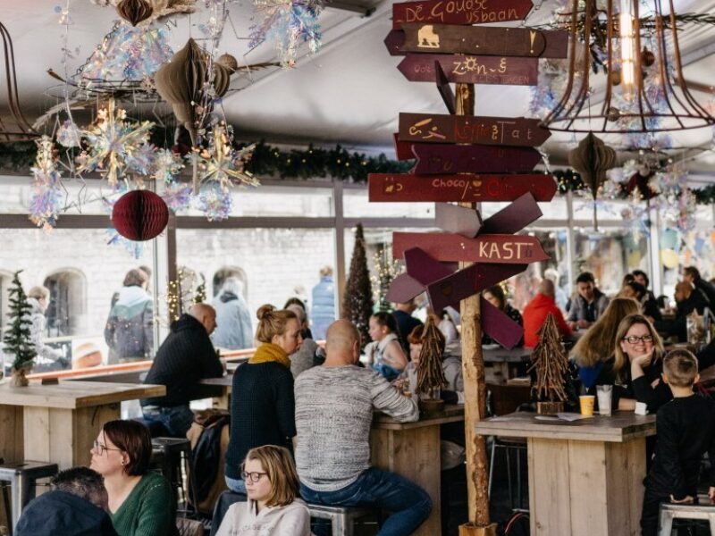 Goudse IJsbaan op de Markt 2